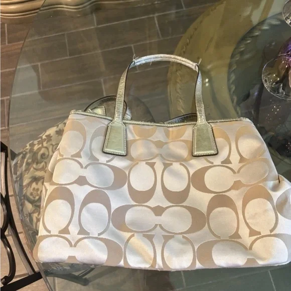 Coach Poppy Signature Tote and Wallet Set - Picture 5 of 9